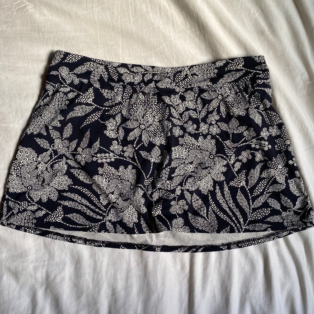 Land’s End Women’s Mini Swim Skirt size Large